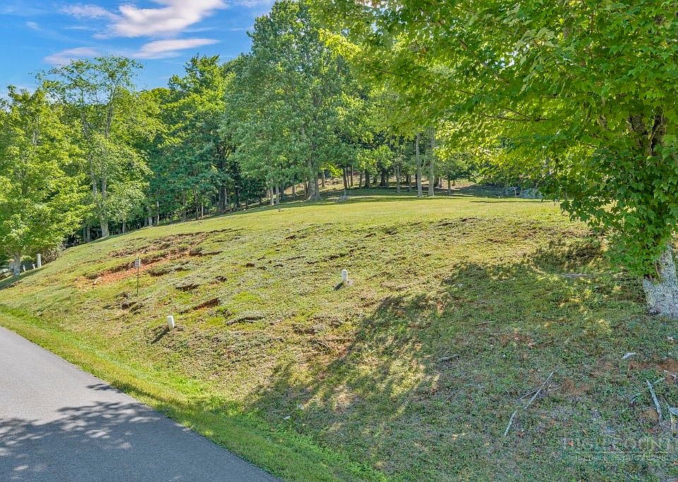 1st image of Lot 52 Supreme Golden Road