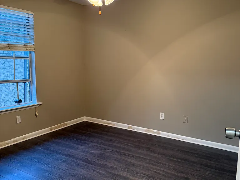 330 Forest Pl — Photo 26