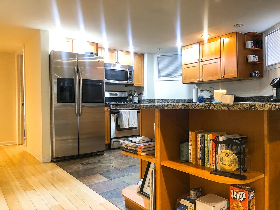 1311 N. Damen Ave.