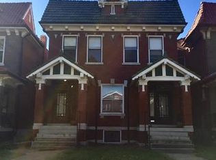 6120-6122 Waterman Blvd, Saint Louis, MO 63112