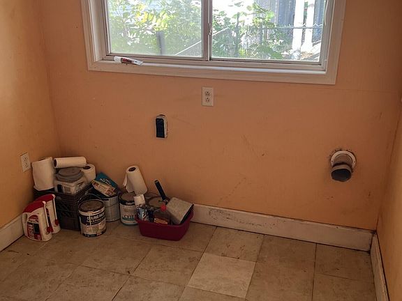 2nd image of 221 Hillcrest Ave