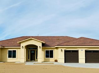 9790 Calvary Ct, Phelan, CA 92392