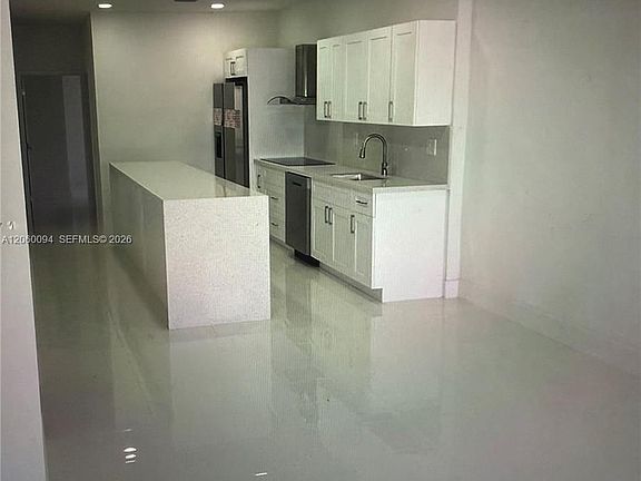 3rd image of 1870 NW 5th St #1
