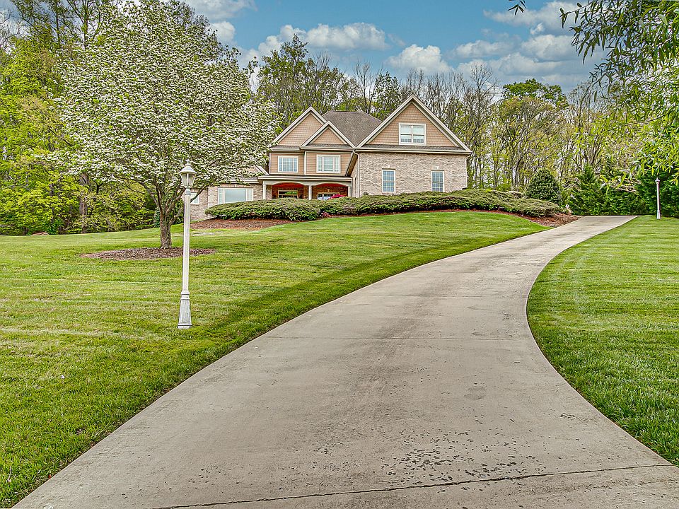 1st image of 114 Quail Creek Ct