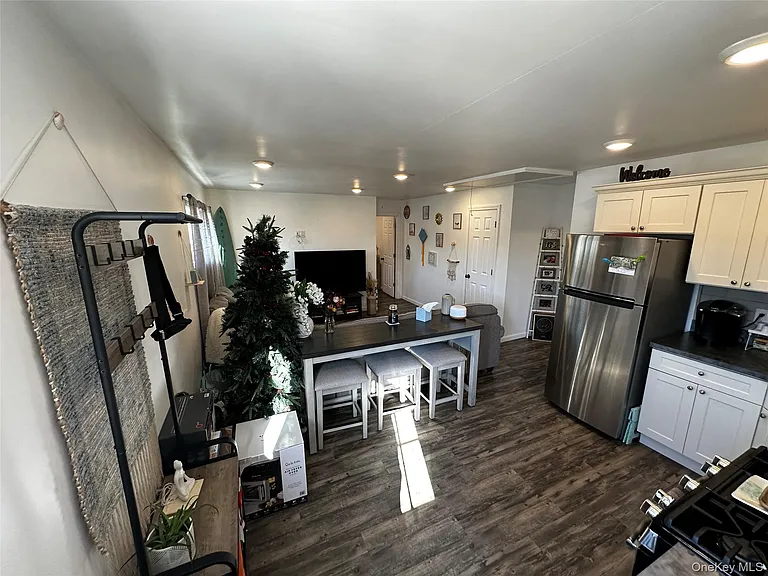 7 Lori Ct — Photo 3