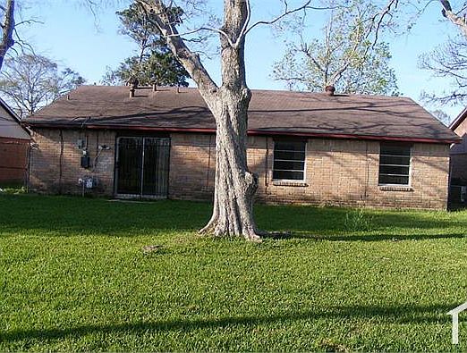 4th image of 4839 Trail Lake Dr
