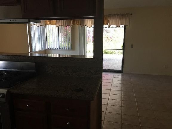 5th image of 3260 Lynwood Dr
