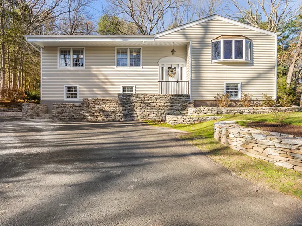 1043 Hopewell Road, Glastonbury, CT 06073