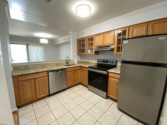 3rd image of 3853 El Camino Pl