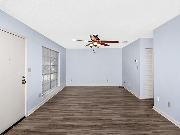2nd image of 127 Westscott Dr #B