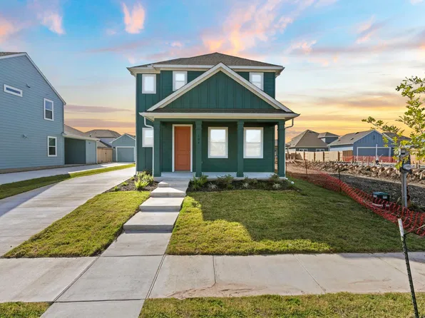 104 Cherry Blossom Ln, Taylor, TX 76574