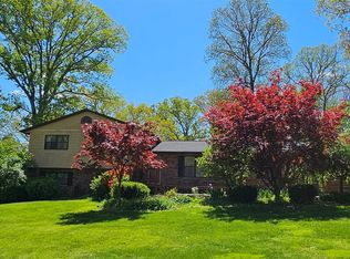 8324 Old Mill Rd, Troy, IL 62294