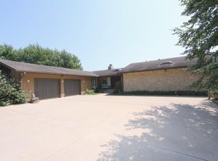 5440 S Phelps Rd, Kansas City, MO 64136