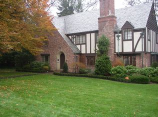 36 Colony Rd, West Hartford, CT 06117