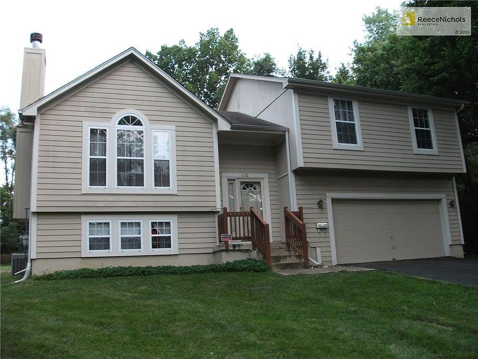 COZY HOME SITTING ON VERY PRIVATE SETTING