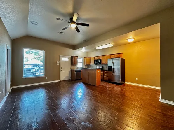 2016 S. 8th St., 2016 S 8th St #B, Waco, TX 76706