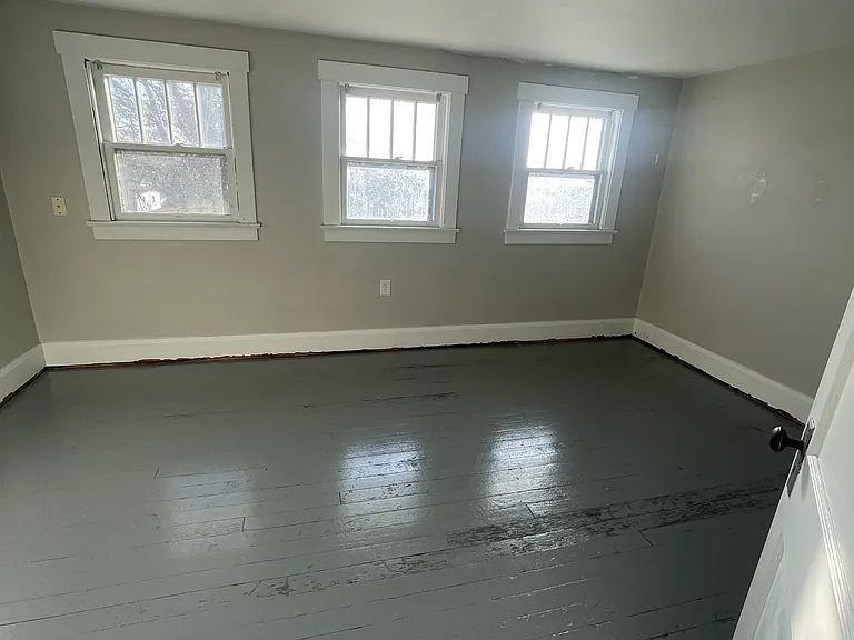 3520 Lasalle Ave — Photo 6