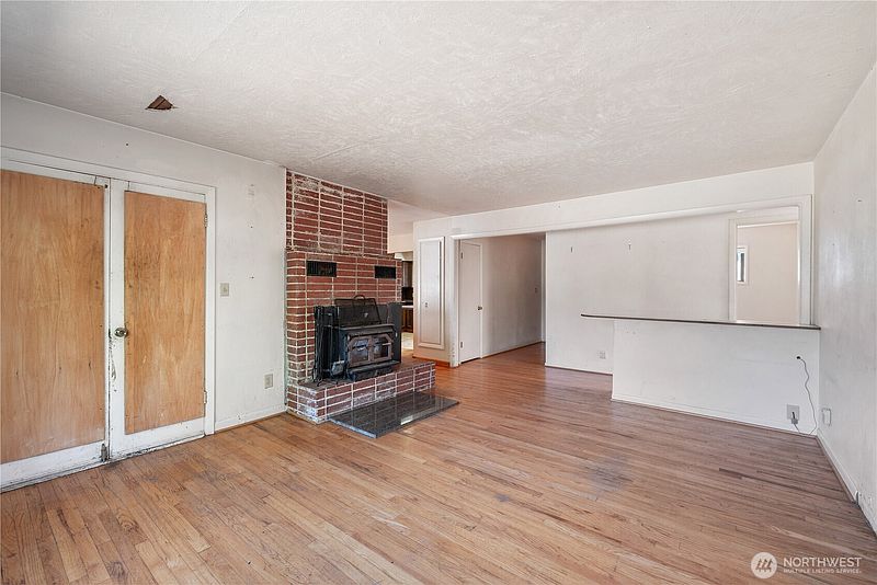 5th image of 3047 Lindsey Drive