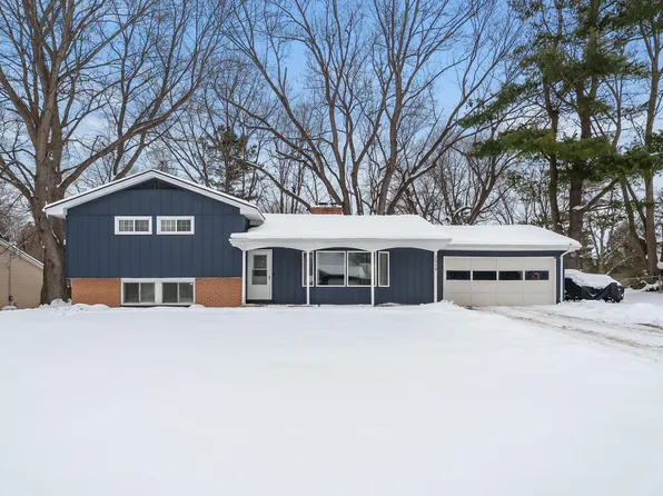 2519 Fairgrove St, Kalamazoo, MI 49009