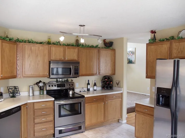155 Hampstead Ave — Photo 4