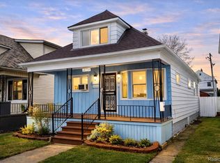 11334 Klinger St, Hamtramck, MI 48212