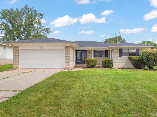 29540 Sharon Ln, Southfield, MI 48076