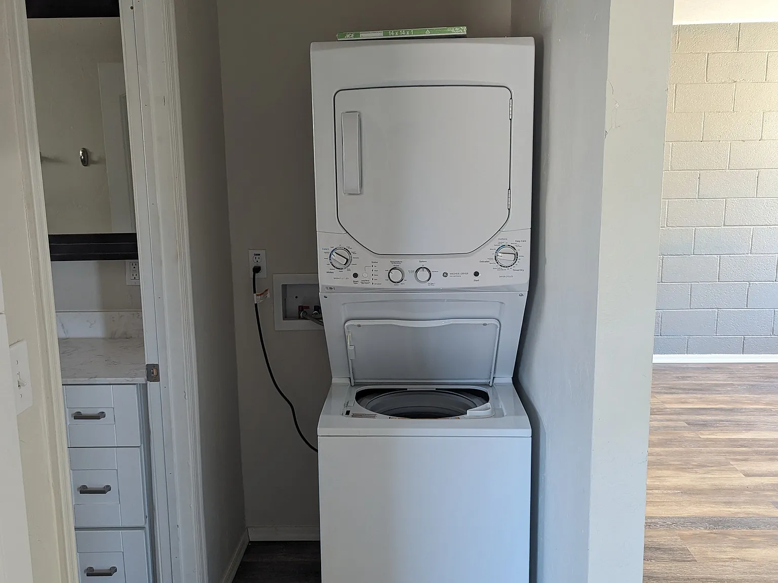 2 bed, 800 sqft, $900 — Photo 4