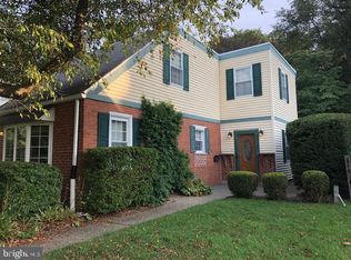 810 Cathedral Rd, Philadelphia, PA 19128