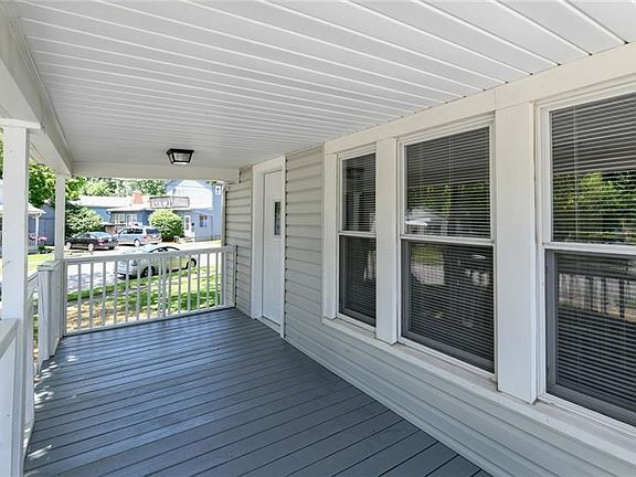 4th image of 419 May Ave
