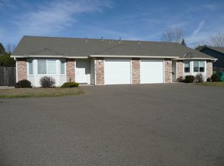 2741 Country Club Dr APT B, Shingle Springs, CA 95682
