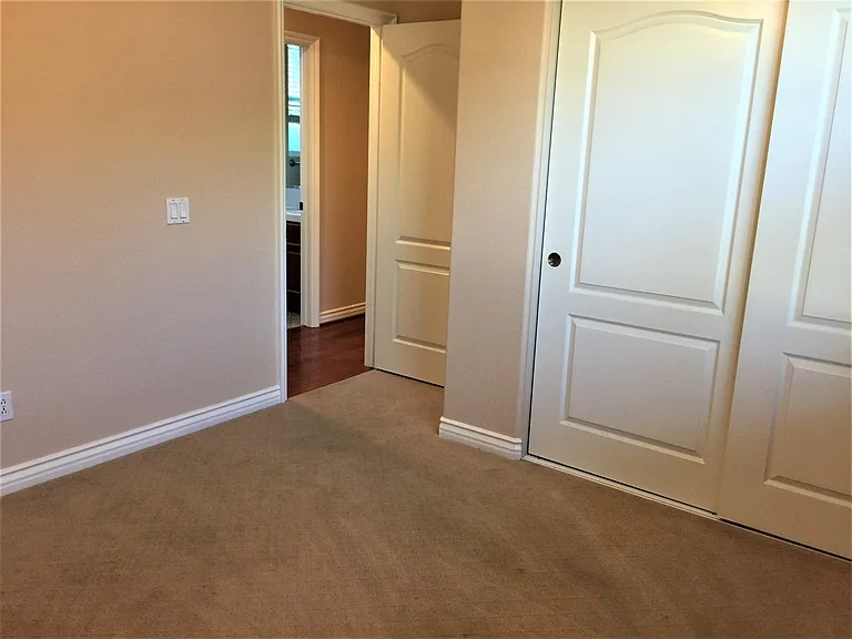 1396 S Creekside Dr S — Photo 16