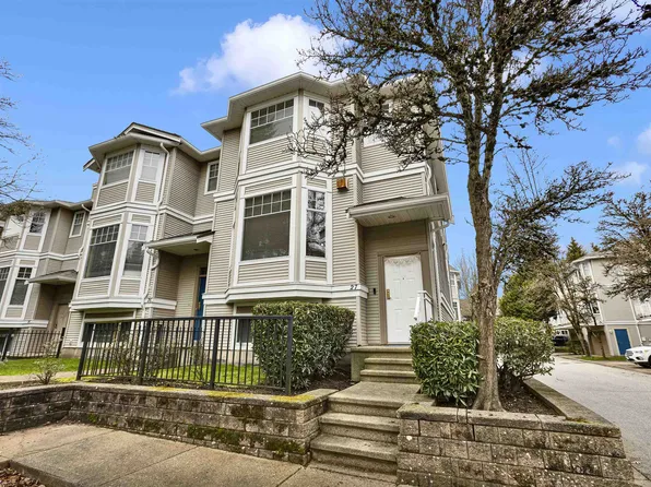 6518 121st St #27, Surrey, BC V3W 1C4