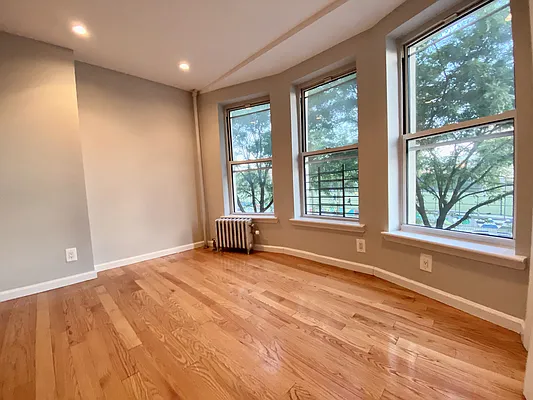 Rented by Living New York | media 17