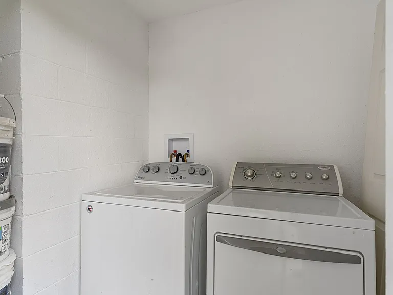 3611 E Chelsea St #A — Photo 24