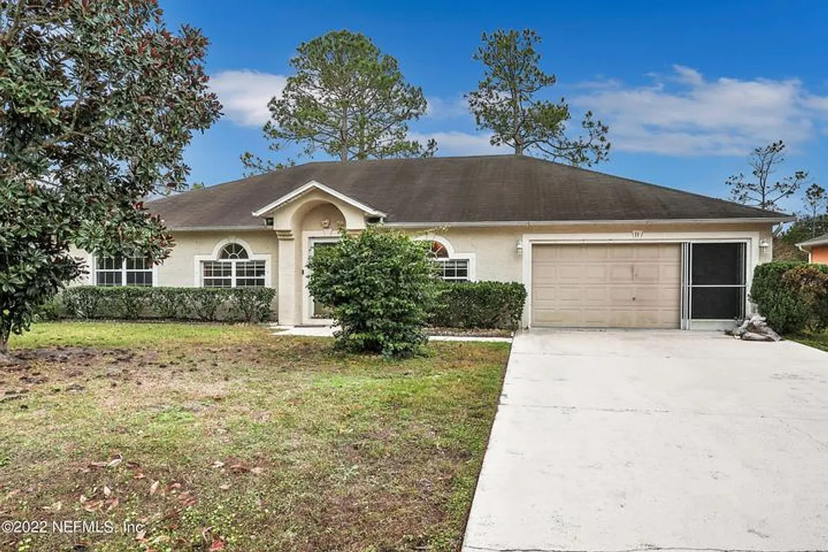 Building Photo - 11 Wheatfield Dr