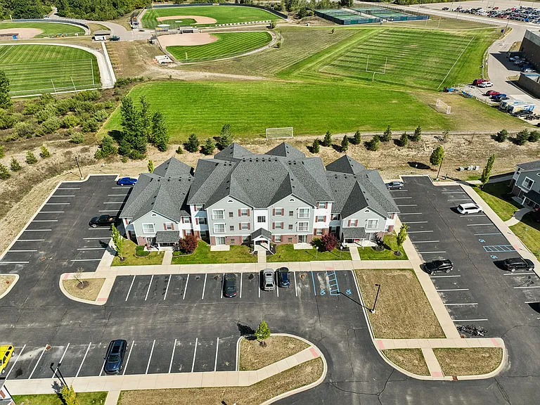 Abbey Ridge Apartment Homes — Photo 33