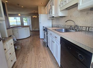 208 Walk, West Haven, CT