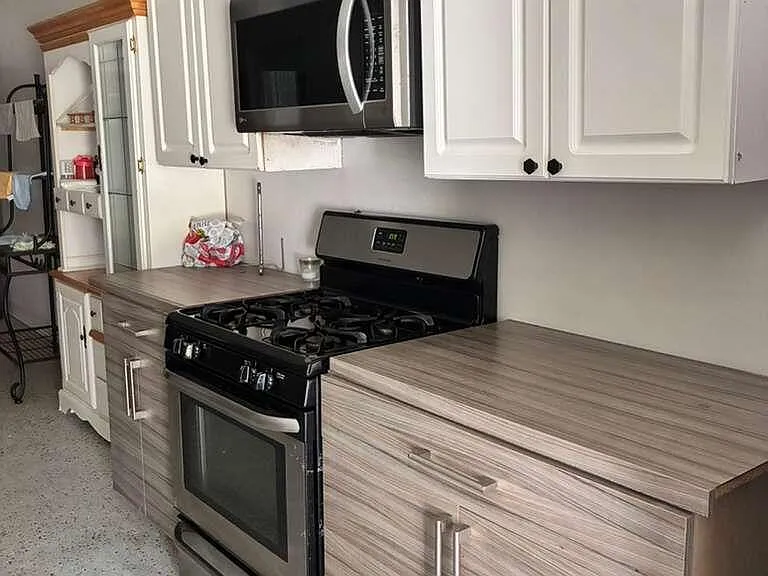 9024 Apache Blvd — Photo 3