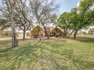 116 Copper Creek Dr, La Vernia, TX 78121