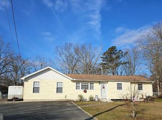 58 Edgewood Ave, Malaga, NJ 08328