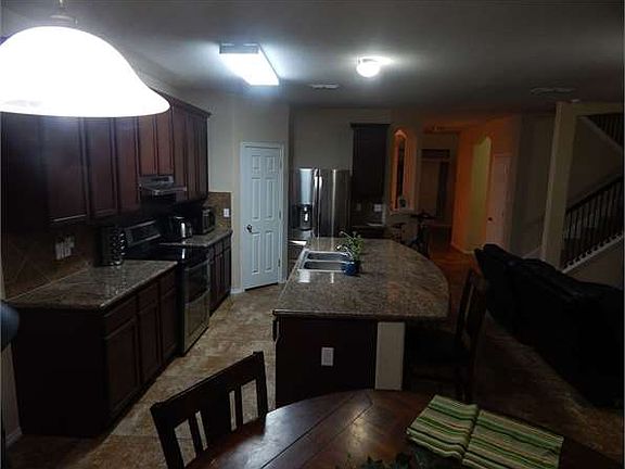 4th image of 202 Villahermosa Dr