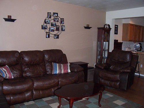 2nd image of 2064 Mary Ellen Ln