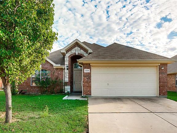 2nd image of 1339 Clearwater Dr