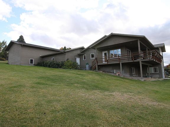 3rd image of 2844 Loraine Ct