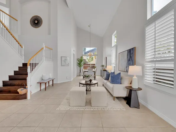 11674 Scripps Creek Dr, San Diego, CA 92131