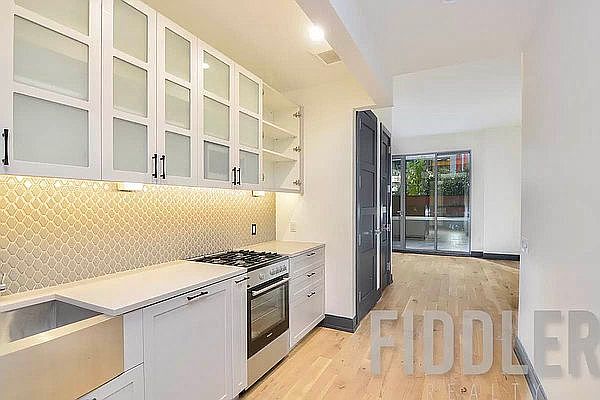 1st image of 10 Montieth St #G68