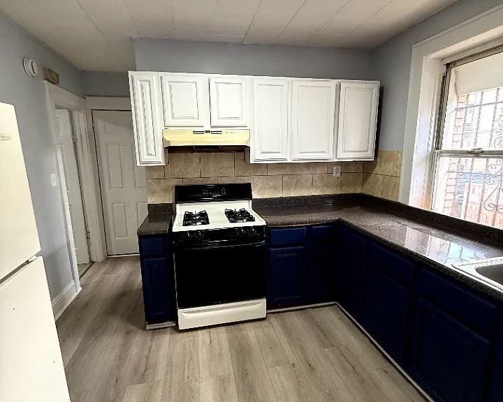 401 Marshall St #1LL — Photo 1