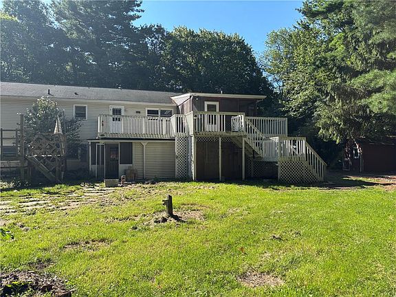 4th image of 629 Carney Rd