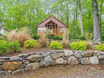 69 Terra Cotta Rd, Hewitt, NJ, 07421