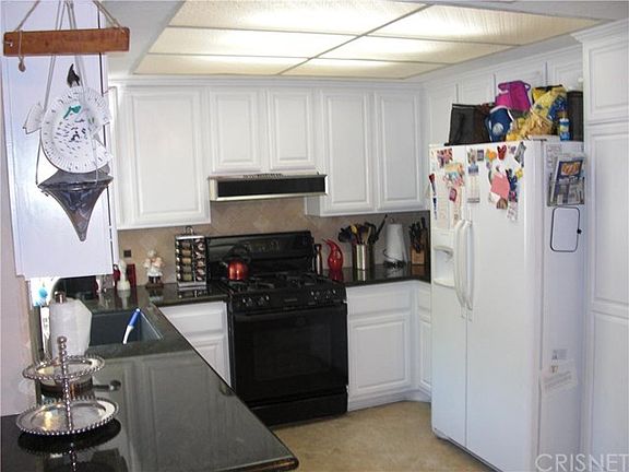 4th image of 31921 Green Hill Dr